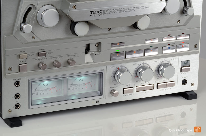 TEAC X-2000R silver, Woodcase for sale.