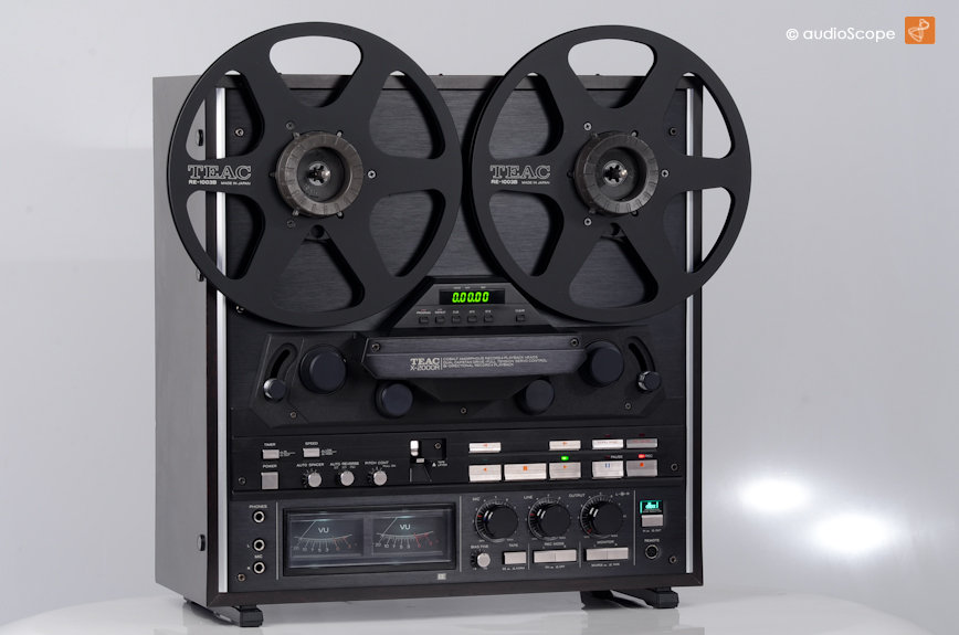 TEAC X-2000R, black, Woodcase for sale.
